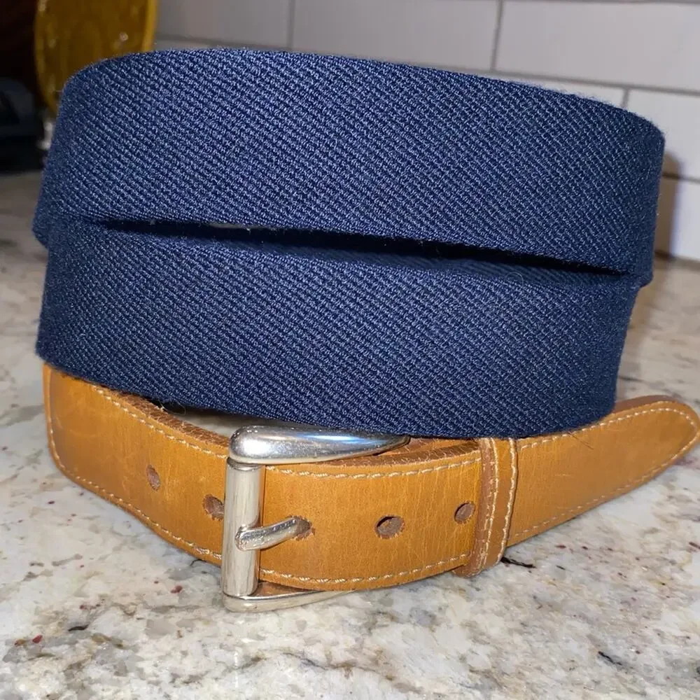 LL Bean $69 Leather Stretch Canvas Silver Mens Preppy Belt Fits XL 48”-51” EUC